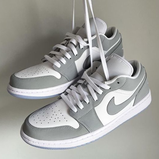 Tennis Air Jordan Cano Grey and White Grey Wolf Gray Female & Male ...