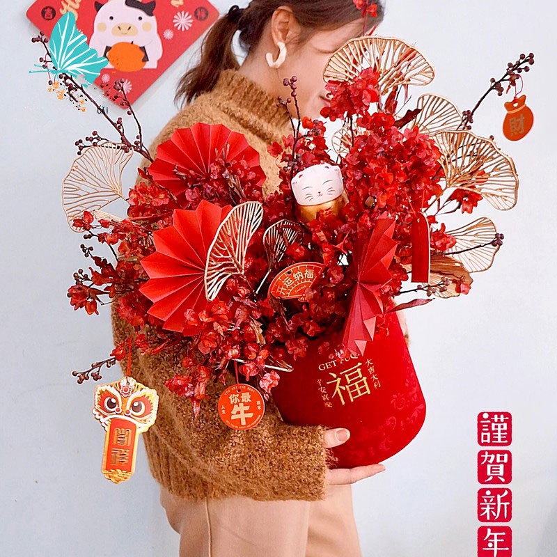#CNY Lucky Bucket#2025新年绒布福桶蛇年春节年宵花红色礼盒小号迷你抱抱桶过新年花盒乔迁插花包装 | Shopee Malaysia