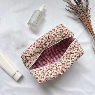 YANMIG Floral Puffy Quilted Makeup Bag, Flower Printed Cosmetic Pouch ...