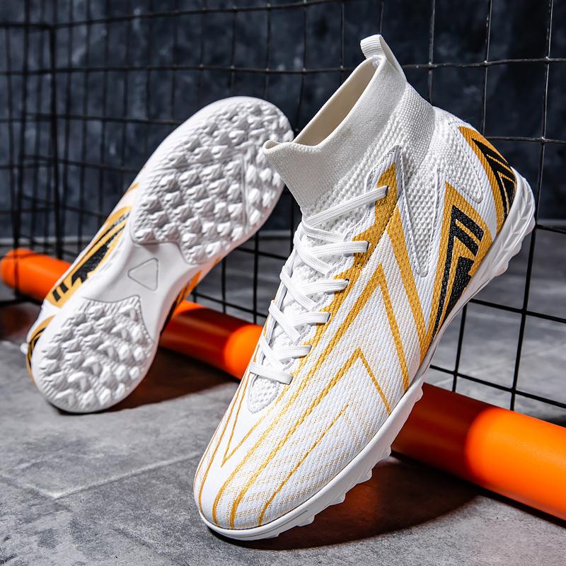 35-48 Hot Sale Men Professional Outdoor Training Long Spike Futsal