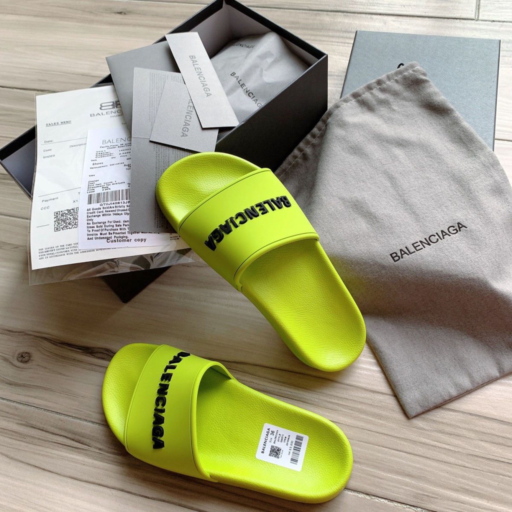 Balenciaga flip flops store fake