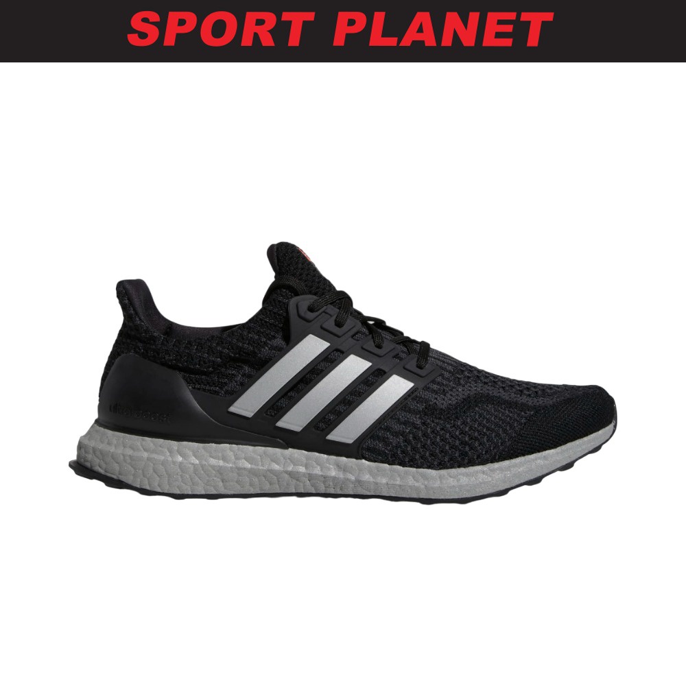 Ultra boost 4.0 triple hotsell black malaysia