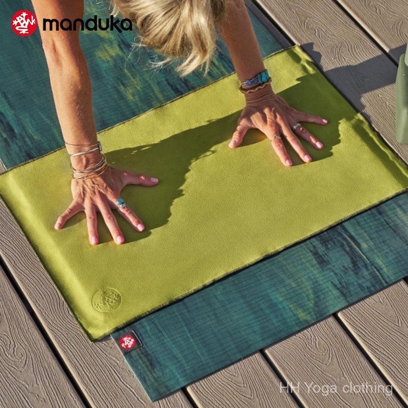 Manduka eQua Suede Fiber Soft Skin-Friendly Sweat-Absorbent Quick ...