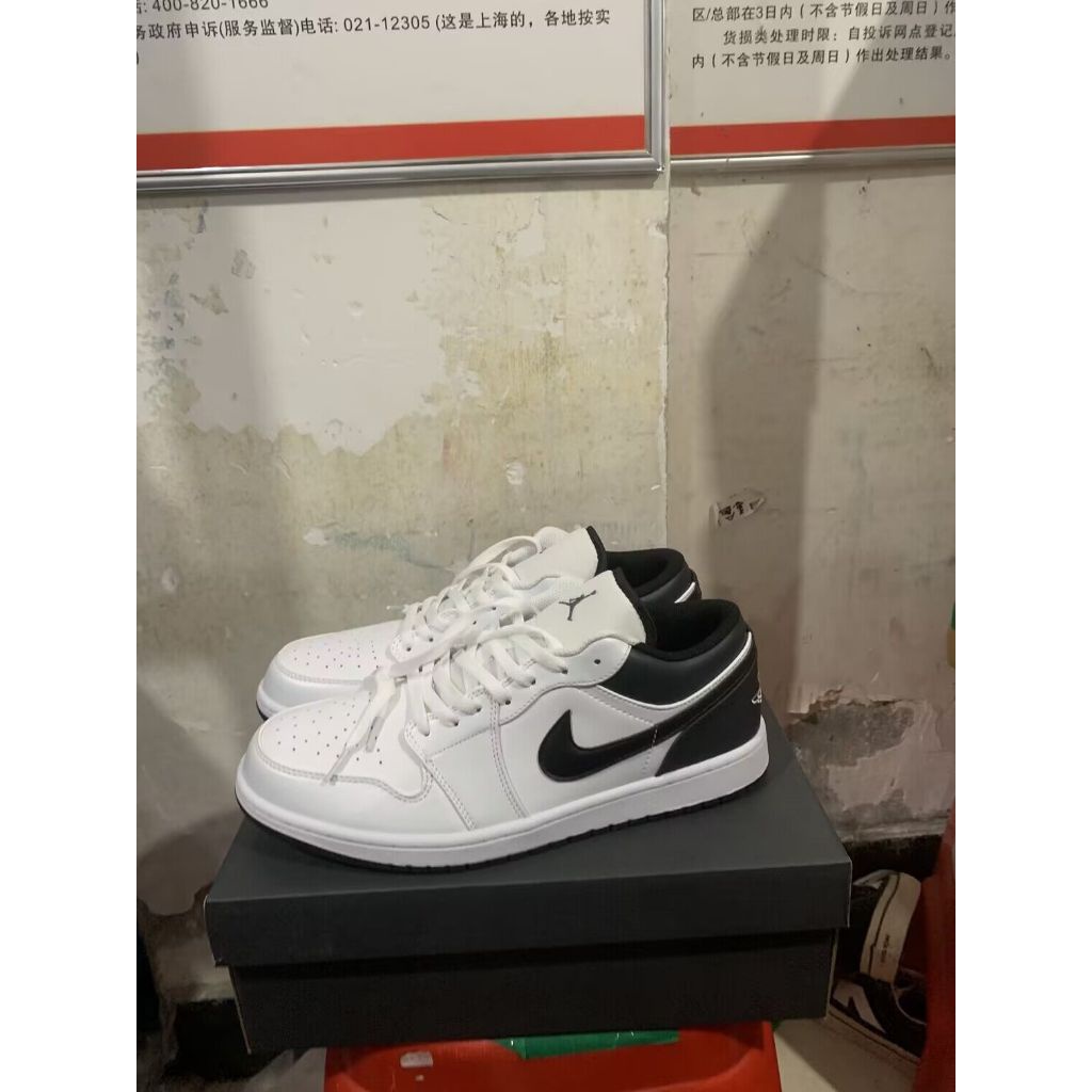 Air Jordan 1 Low White Black Hits Shelves In 2024 Shopee Malaysia   Sg 11134201 7rbn2 Lpm02va1sula9a