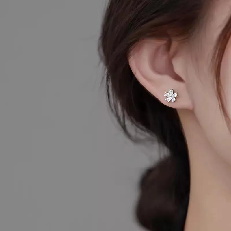 Inlaid Rhinestone Flower Earrings No Hole Ear Clips Star Flash Clip ...
