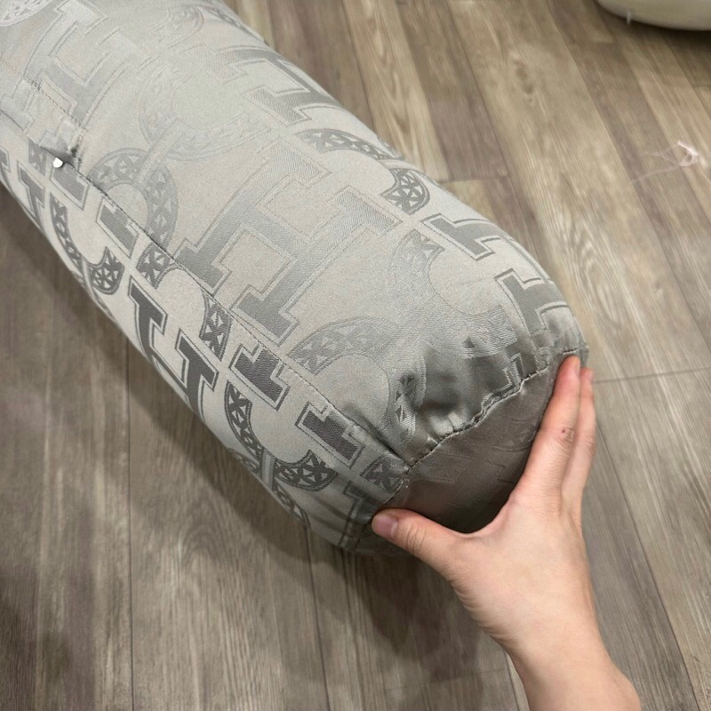 Silk tencel pillow case sewn round 2 zippered heads between