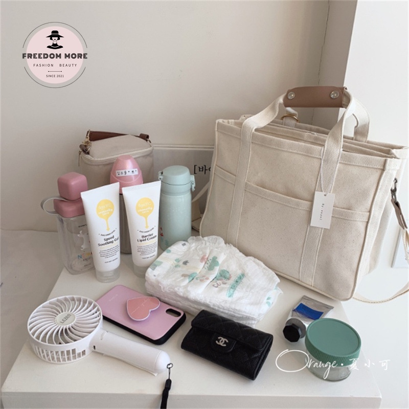 Tote bag with bottom compartment hotsell