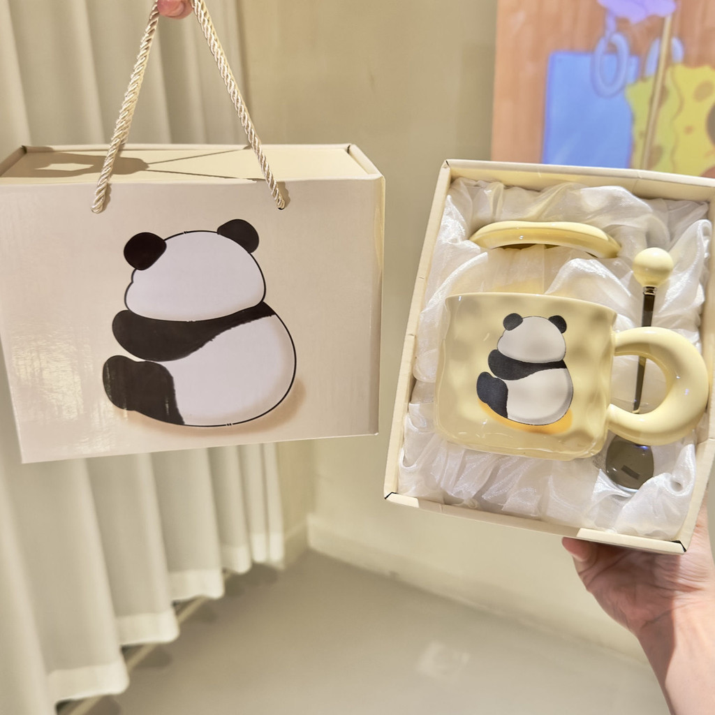 Cute Red Panda Ceramic Mug, Customized Name Animal Lover Coffee Mug, Unique Tea Cup For Red Panda Lovers, Personalized Animal Themed Travel Mug Gift, Peeking Red Panda White Cup