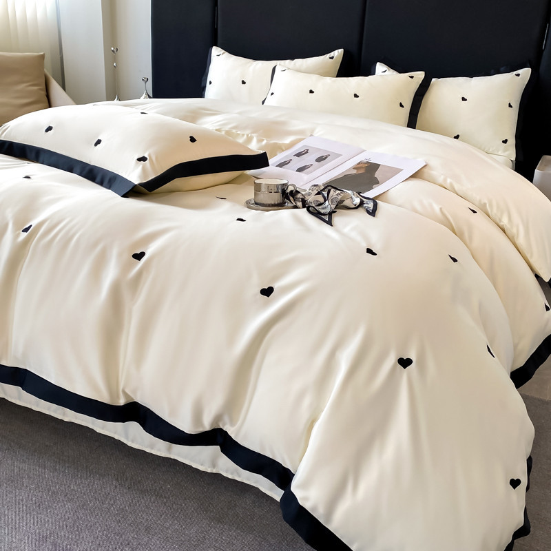 Love Embroidery Black and white simplicity Ice Silk 4IN1 Bedding Sets ...