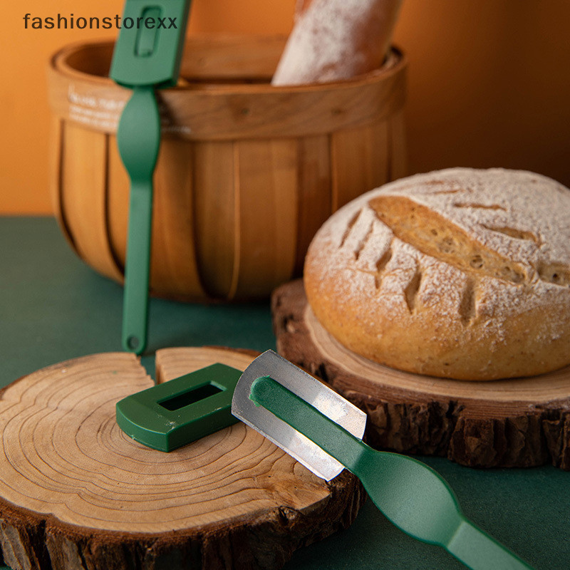 [fashion] Plastic Bread Lame Tools Bakery Scraper Bread Blades Arc