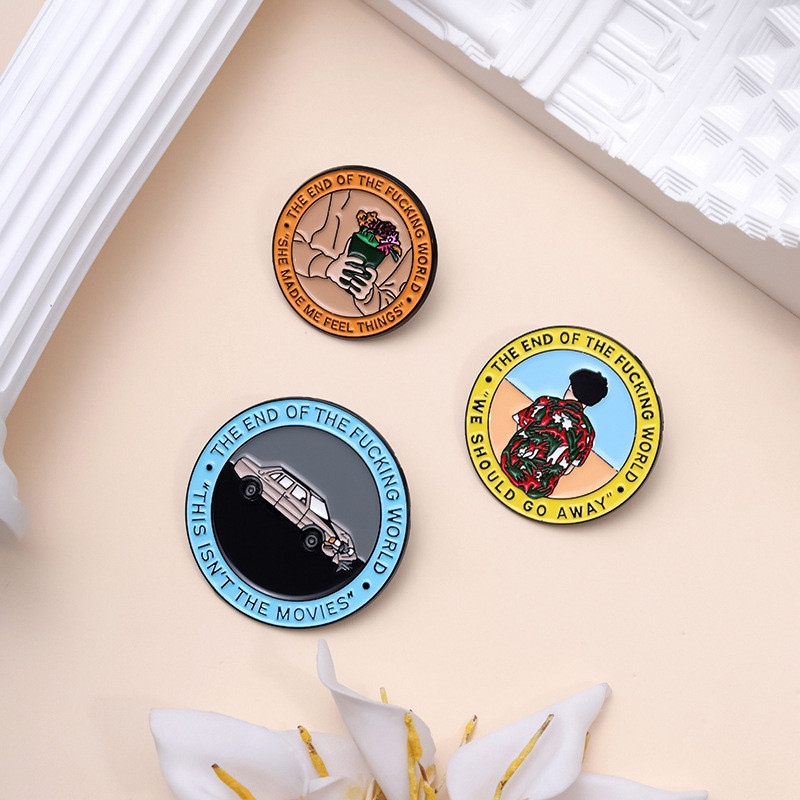 Cartoon Time Machine Geometric Round Cycling Time Space Shuttle Brooch ...