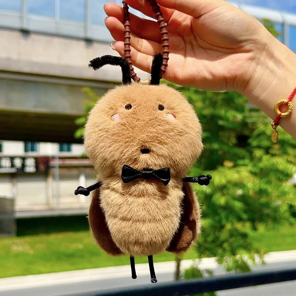 Creative New Style Northeast Small Cockroach Doll Pull Line Vibrating Cockroach Pendant Southern Big Cockroach Pull Line Funny Cockroach Doll Funny Pendant Cockroach Plush Toy Birthday Gift Shopee Mal...