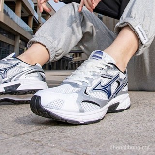 mizuno retro shoes