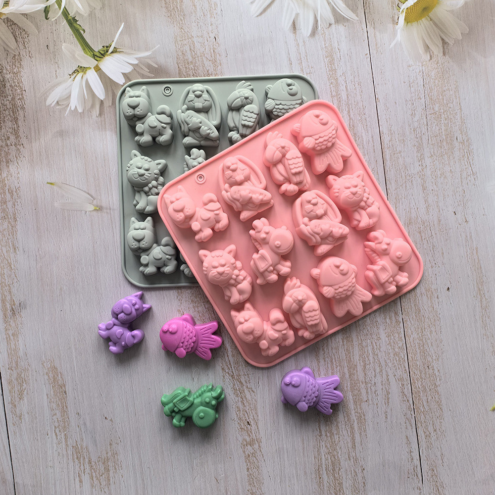 12Cavity Cartoon Animal Shape Silicone Mold Chocolate Mold DIY Dessert