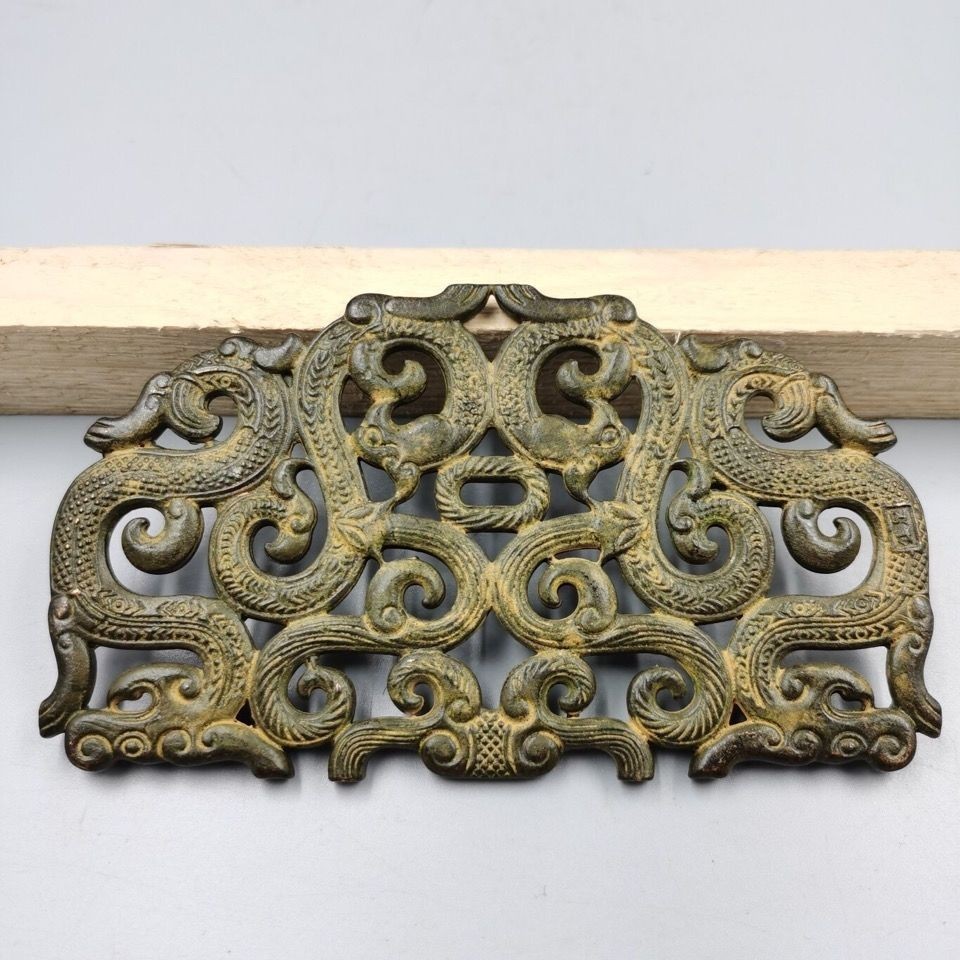 Collection of antique objects, antiques, pure copper dragon walls ...