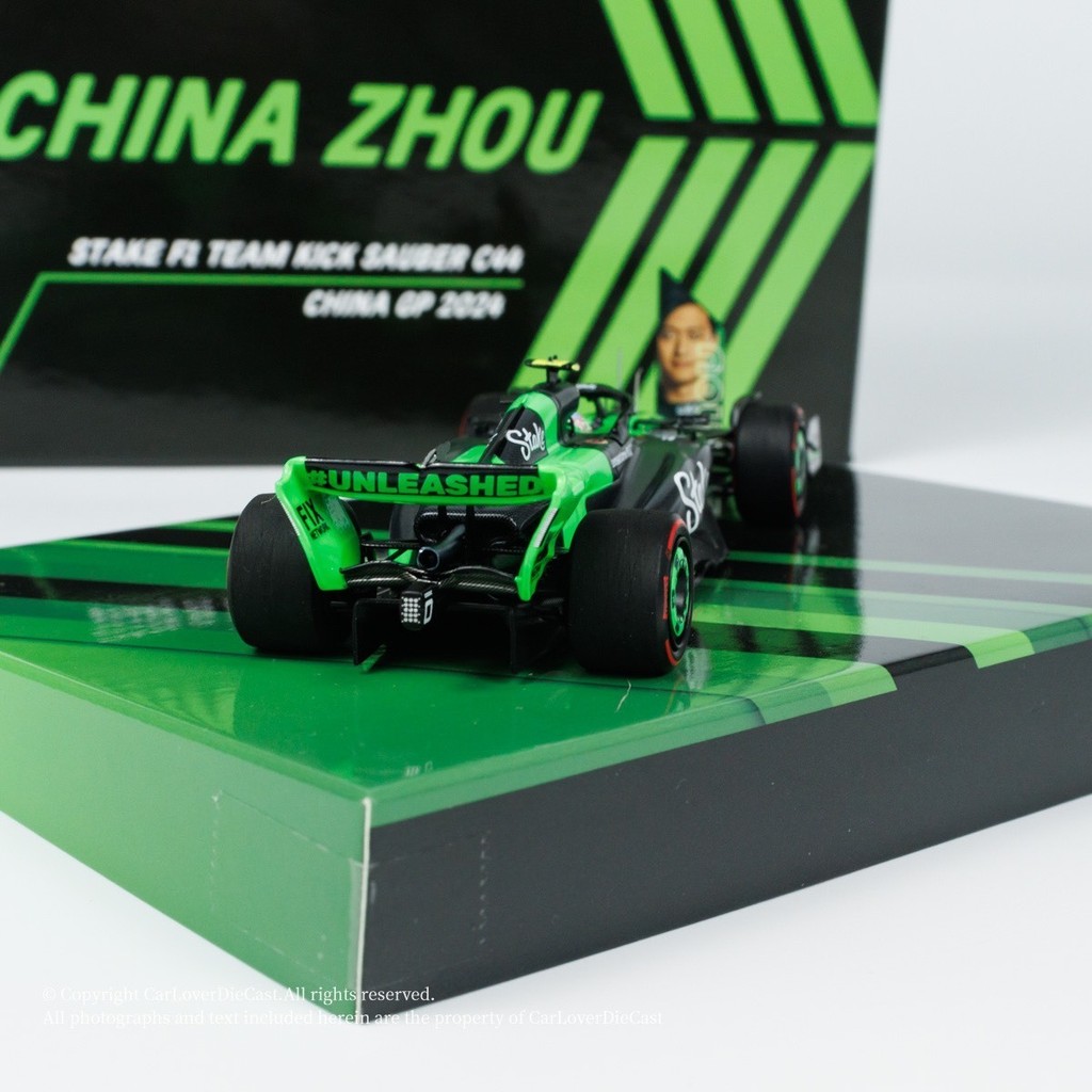 Minichamps 1/18 Stake F1 Team Kick Sauber C44 – Zhou, San Marino (prévente)