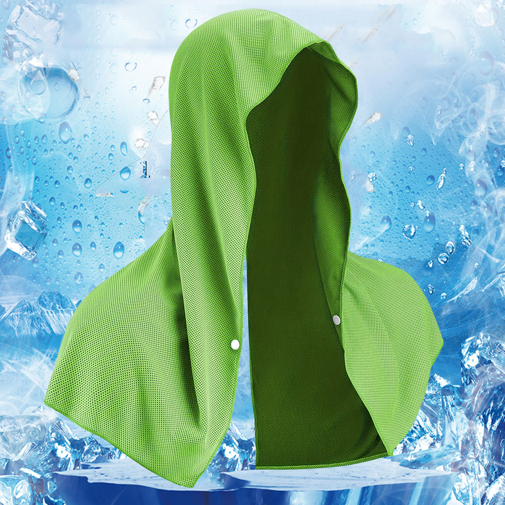 I Tested The Mission Cooling Hoodie Towel And It's A Game-Changer For Summer Workouts