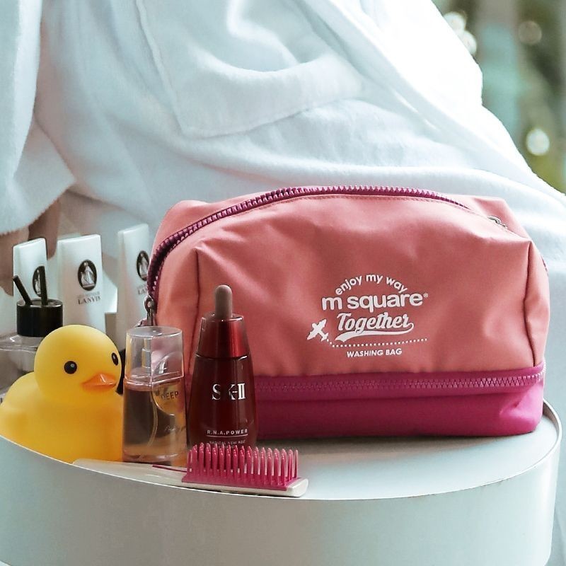 M square Travel Aesthetics Portable Outdoor Dry Wet Separation Wash Bag