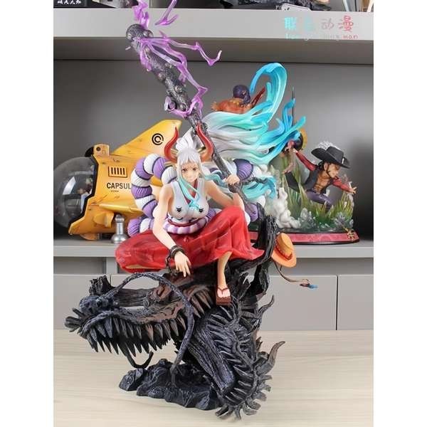 Gk One Piece Anime Kaido Daughter Dragon Head Squatting Posture Yamato ...