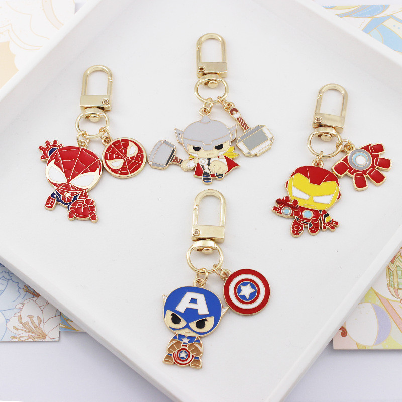 Metal Marvel Keychain AVENGERS Ironman Thor Spiderman Pendant bag Gifts ...