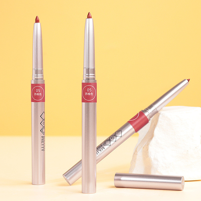 Cara Memilih Pelapik Bibir Untuk Memadankan Warna Bibir Anda