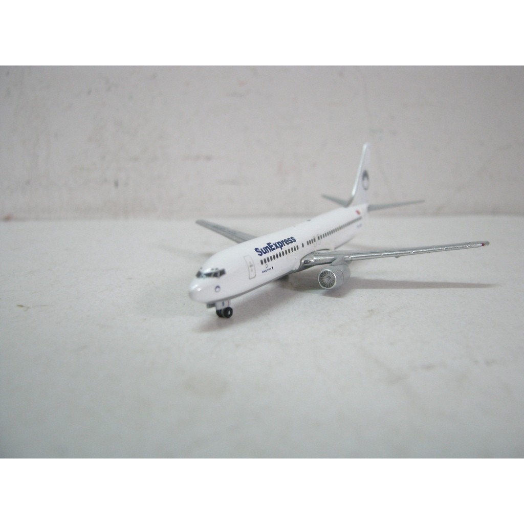 Avion Schuco 1/500 – Boeing 737-800 SunExpress, Réf 3557613, Comme Neuf