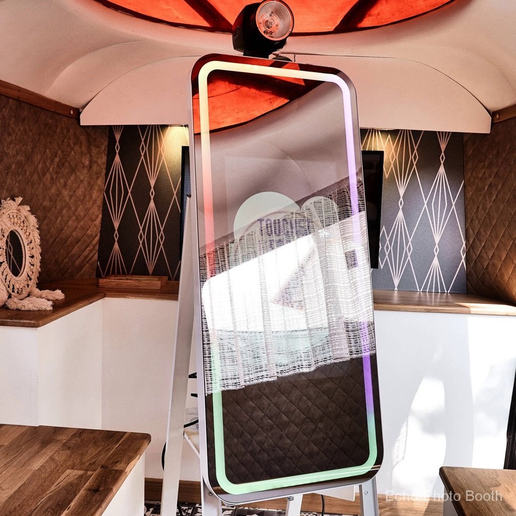 40'' and 70'' Waterproof Mirror Photo Booth With LED Ring Light Built ...