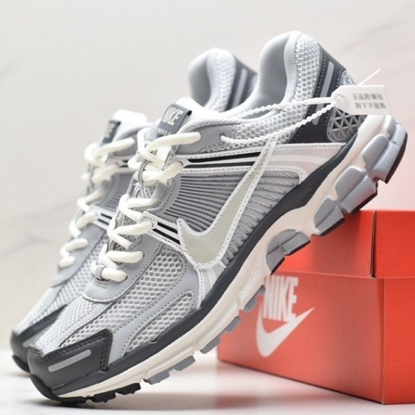 2024 Nike Zoom Vomero 5 SP "wide Grey/Sail" Marathon Retro Running