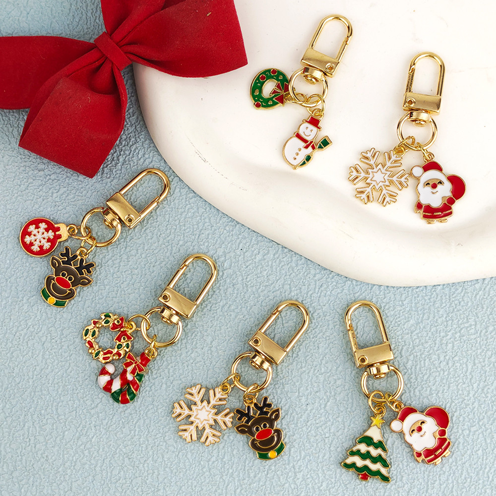 Kawaii Santa Claus Elk Metal Keychains Sweet Snowflake Snowman Keyrings ...