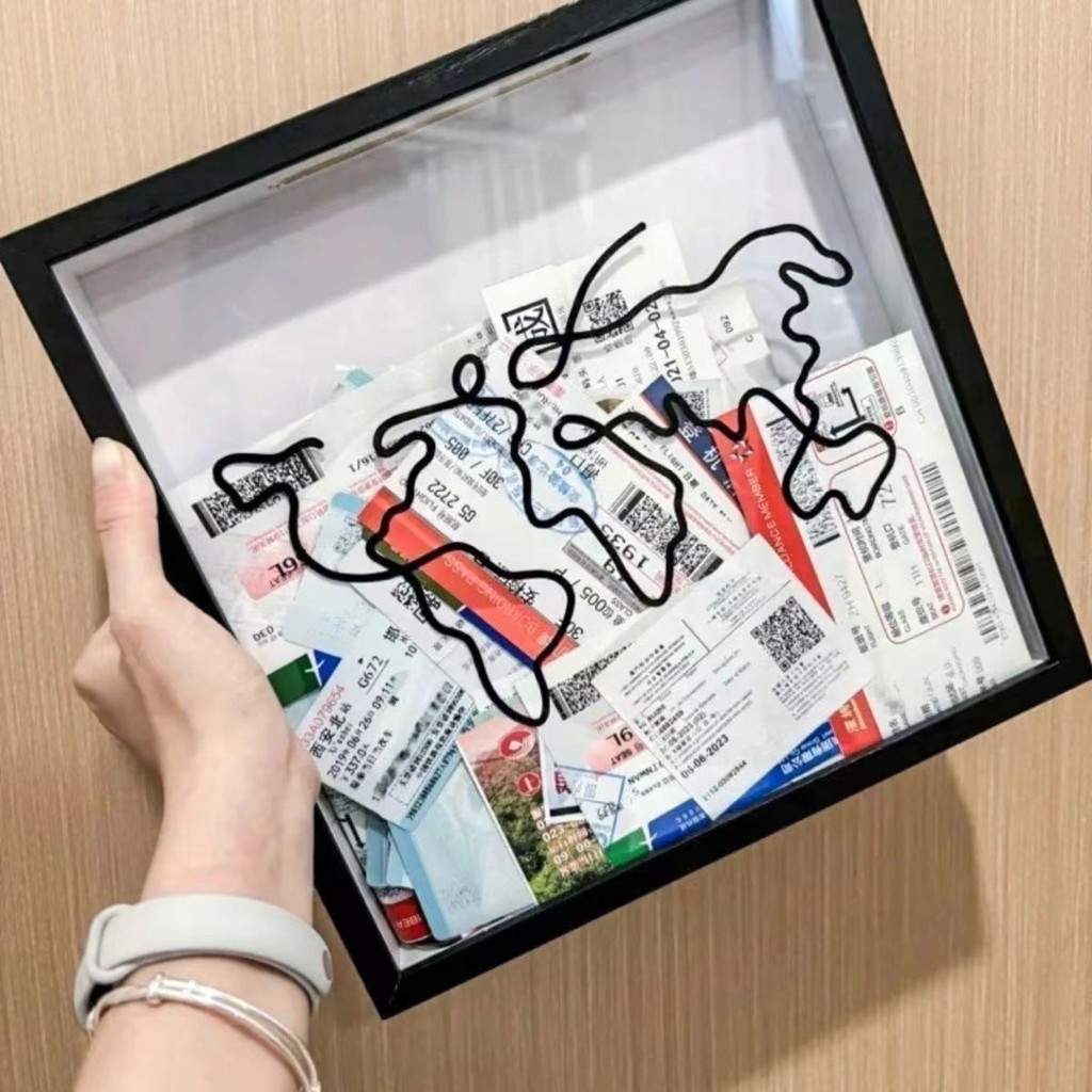 Photo frame Hollow Photo frame Ticket Storage Table Souvenirs Postcard