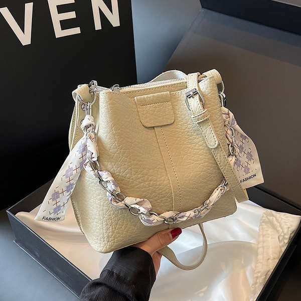 usaloveshoppe petite tote Beg popular tahun ini, beg baldi corak lychee ...