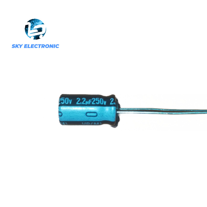 2 Condensatori Elettrolitici 25V 220uF 6x11mm – Alluminio Polarizzato HDF/Jakec