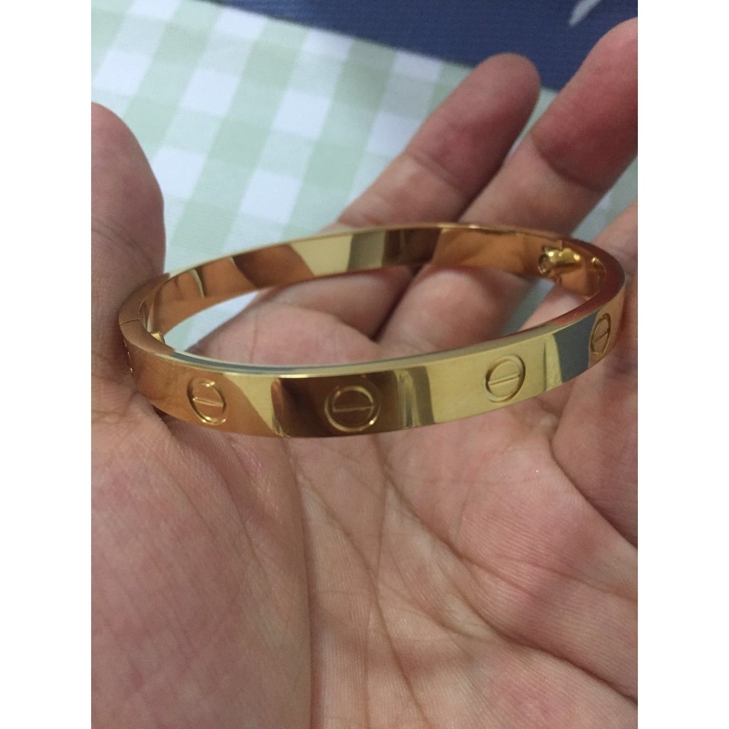 Cartier bracelet 18k saudi gold deals