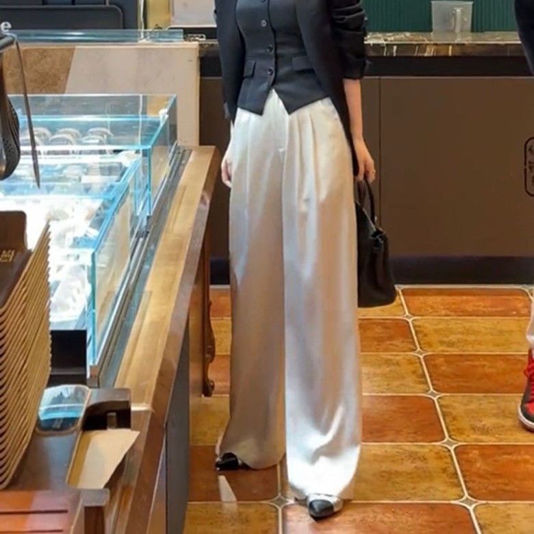 2024 Spring Korean Drama Cool Series High End Feeling Three Piece Suit Female Light Luxury Classy Sling Suit Jacket Trousers Spring 2024 Korean Drama Cool Style High End Feeling Three Piece Suit Femal...