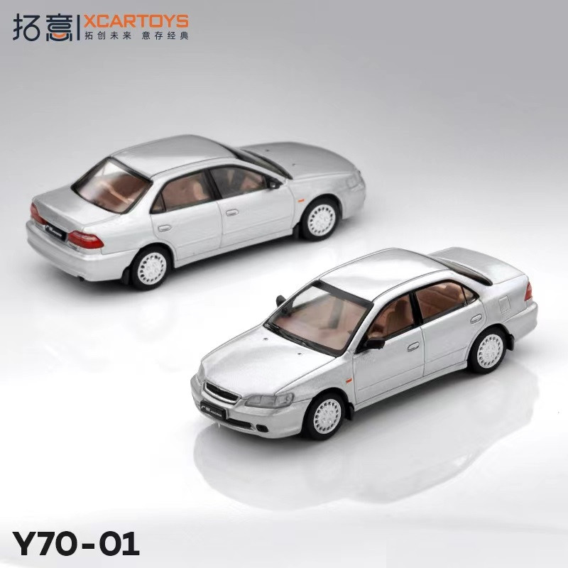 Voiture Miniature 1/64 Honda Accord Gen.4 Argentée XCARTOYS - Modèle Diecast, Boîte Non Ouverte