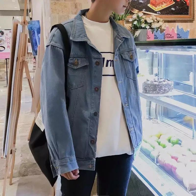 Jaket denim lelaki pakaian denim pakaian remaja model baru gaya Korea aliran pelajar longgar Denim Coat Men s Denim Wear Set for Teenagers New Korean Style Trendy Student Loose Jacket Shopee Malaysia