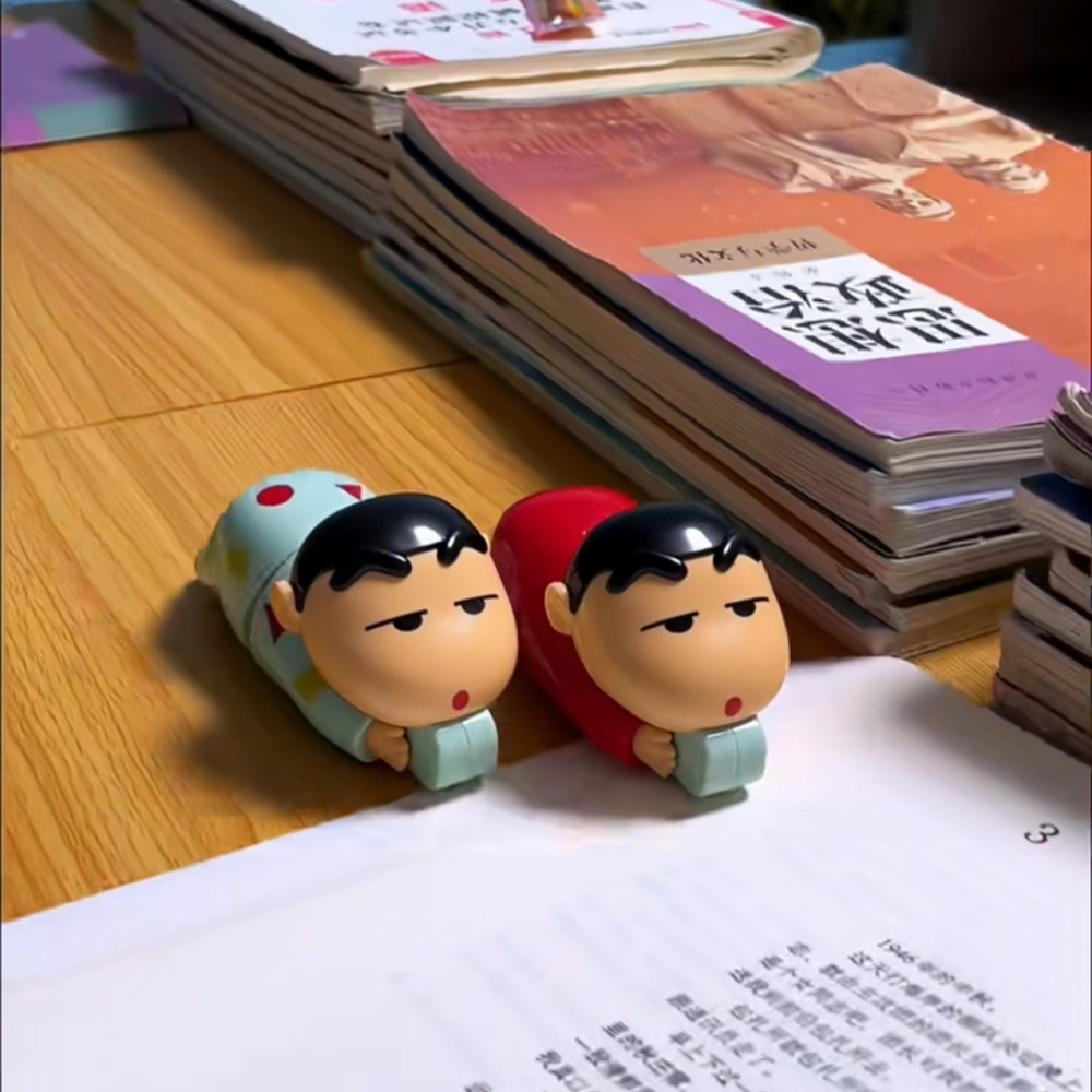 Wound-up Crayon Shin-chan Toy Creative Crayon Shin-chan Dynamic Life ...