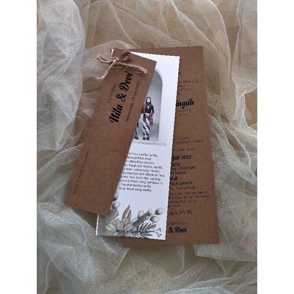 Free Hangtag Wedding Invitation Unique Photo Rustic Rustic Aesthetic ...