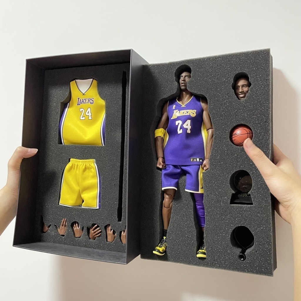 Sports ENTERBAY Kobe Bryant Action Figures Kobe Bryant Head Sculpt