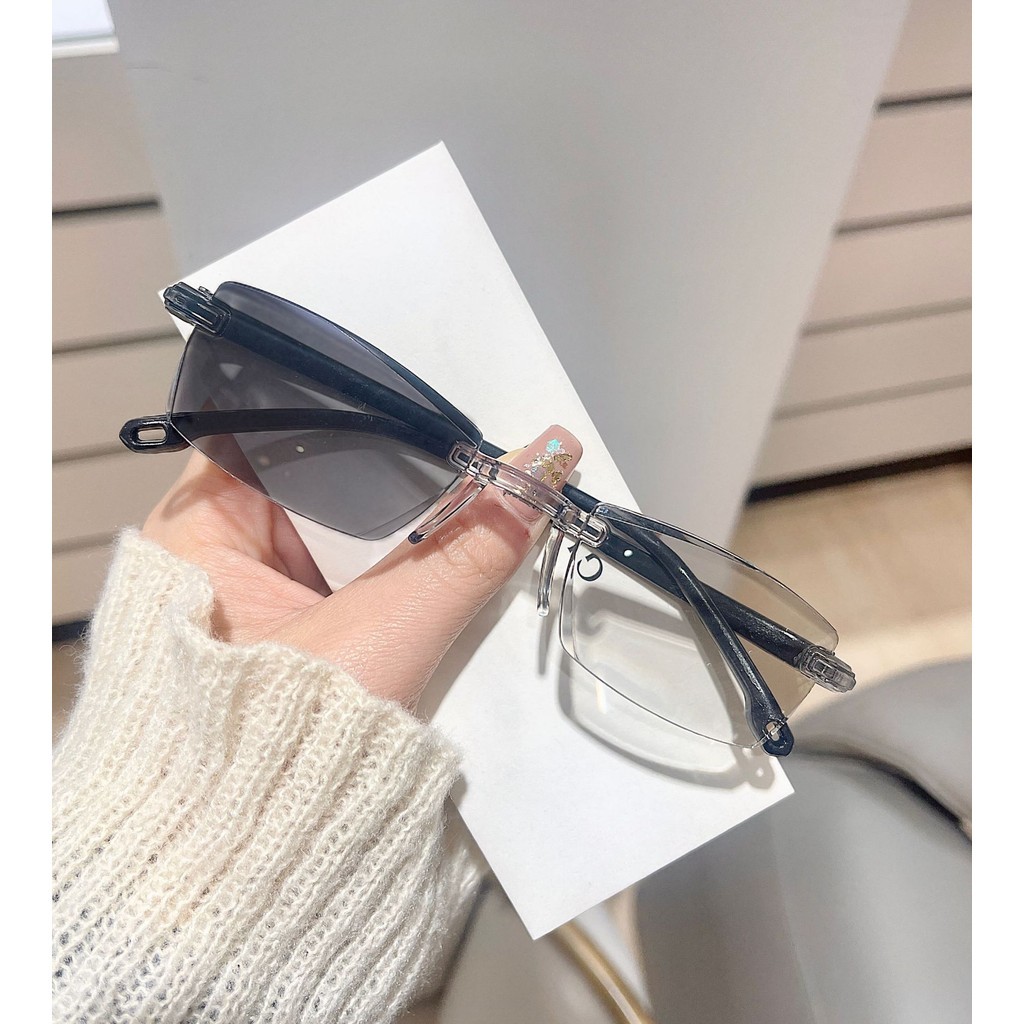 New glasses in 24 hours deals