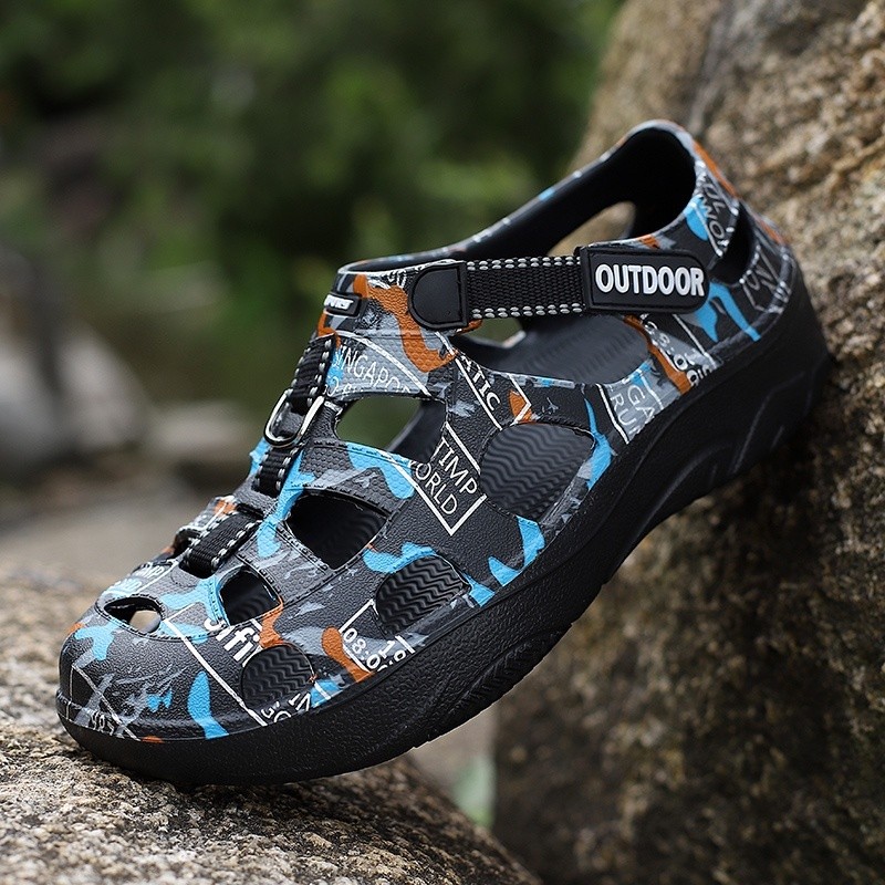 Outdoor Men s Sandals Unique Fashionable Hiking Shoes Upstream Wading Fishing Shoes Waterproof Anti slip Soft Sole Beach Shoes Shopee Malaysia