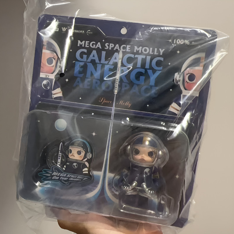 POPMART Molly Mega Space Molly GALACTIC ENERGY AEROSPACE