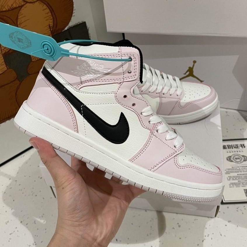 Sneaker nike wanita outlet