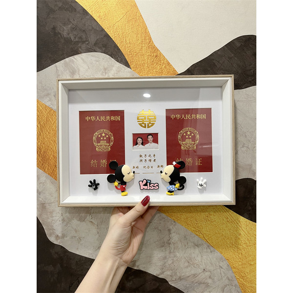 medal display medal frame display New Creative Wedding Certificate ...