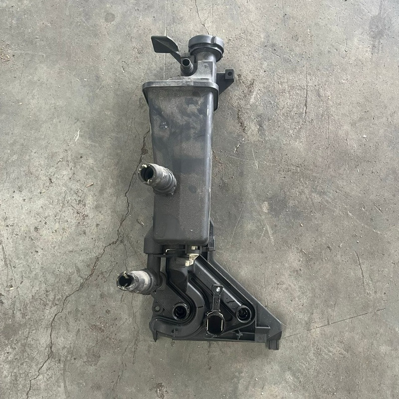 🇯🇵BMW E46 Radiator Tank With Mounting Plate Set IMPORTED FROM JAPAN ...