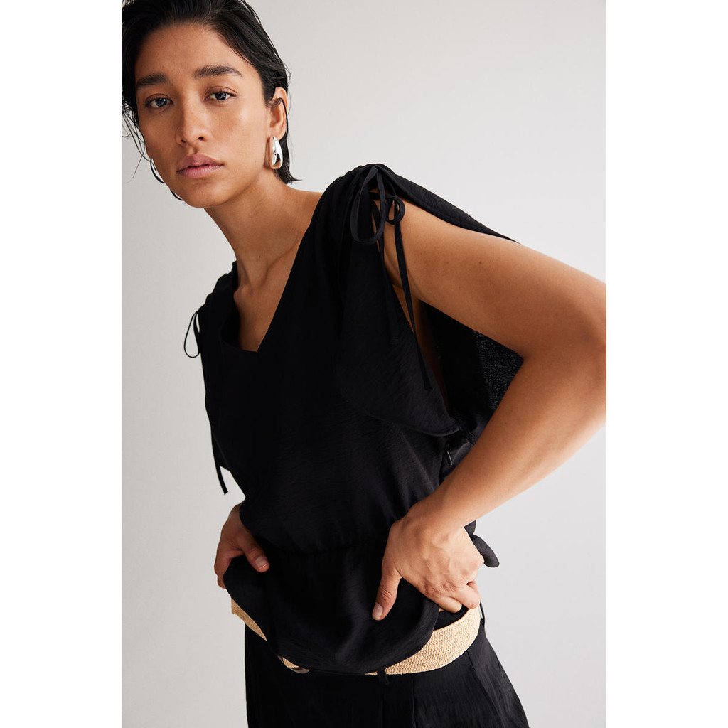 Drawstring-detail blouse | Shopee Malaysia