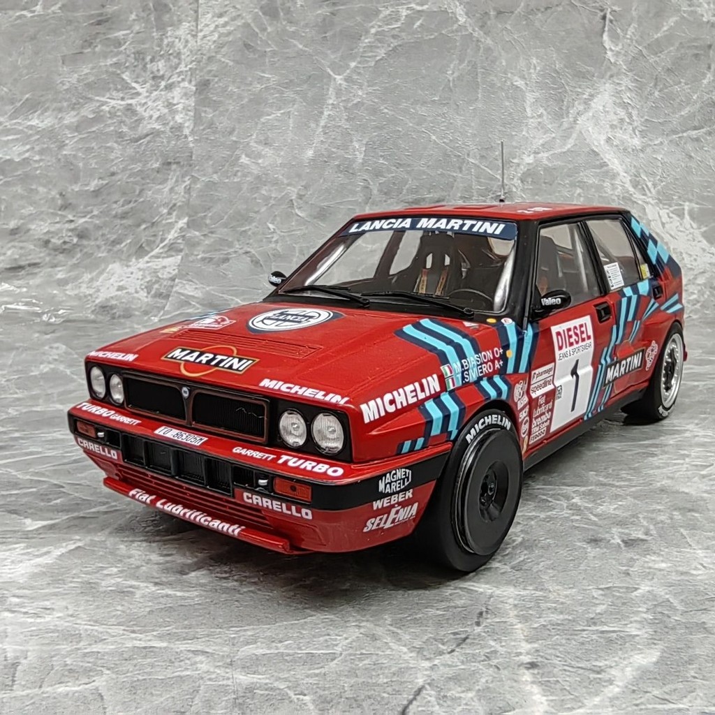 Véhicule Lancia Delta HF Integrale - ITALERI 3658 - 1/24