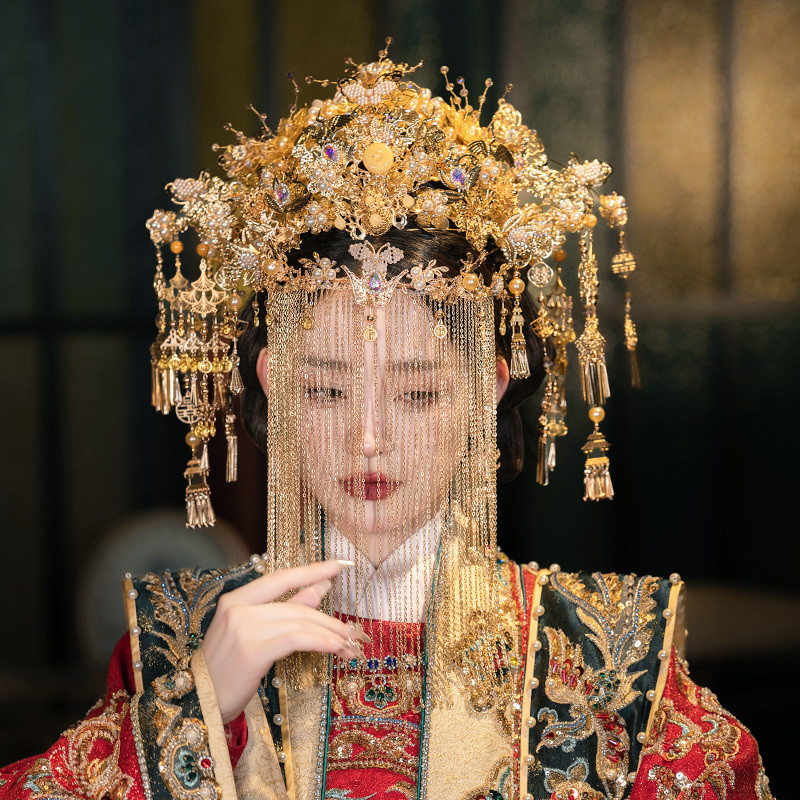 Chinese Wedding Hair Accessories: Cherish