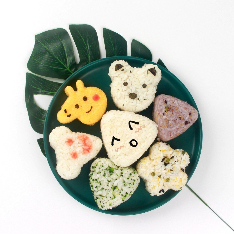 Triangular rice ball mold (set of 7 with spoon) - Hanadolambanh ...