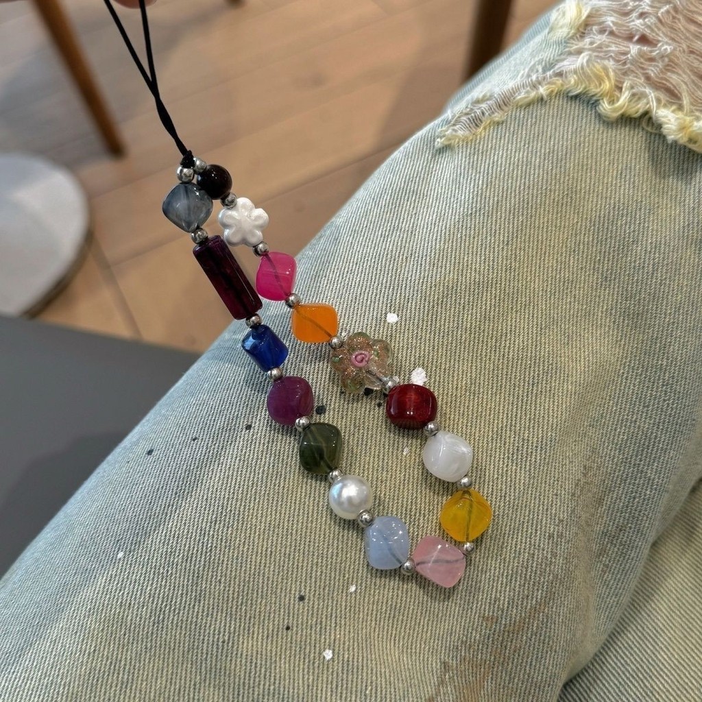 1/4PCS Mini Broken Eggshell Chicken Resin Decoration Creative Glowing